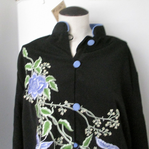 Evolution by Kembali Black Jacket New Floral Trim - Picture 2 of 4